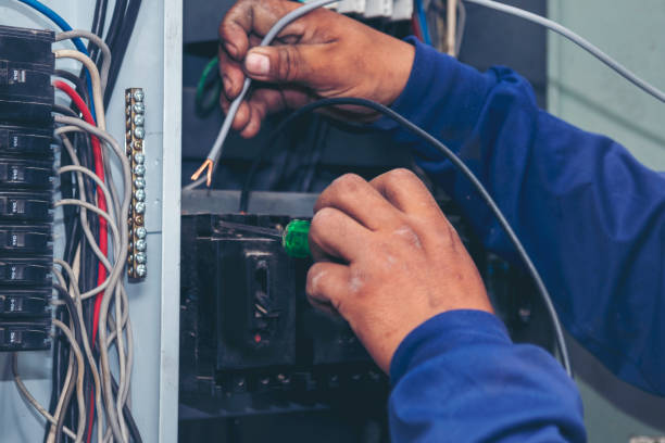 Best Electrical Contractors for Businesses  in Baldwinsville, NY