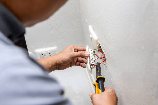 Best Electrician for Home Renovation  in Baldwinsville, NY